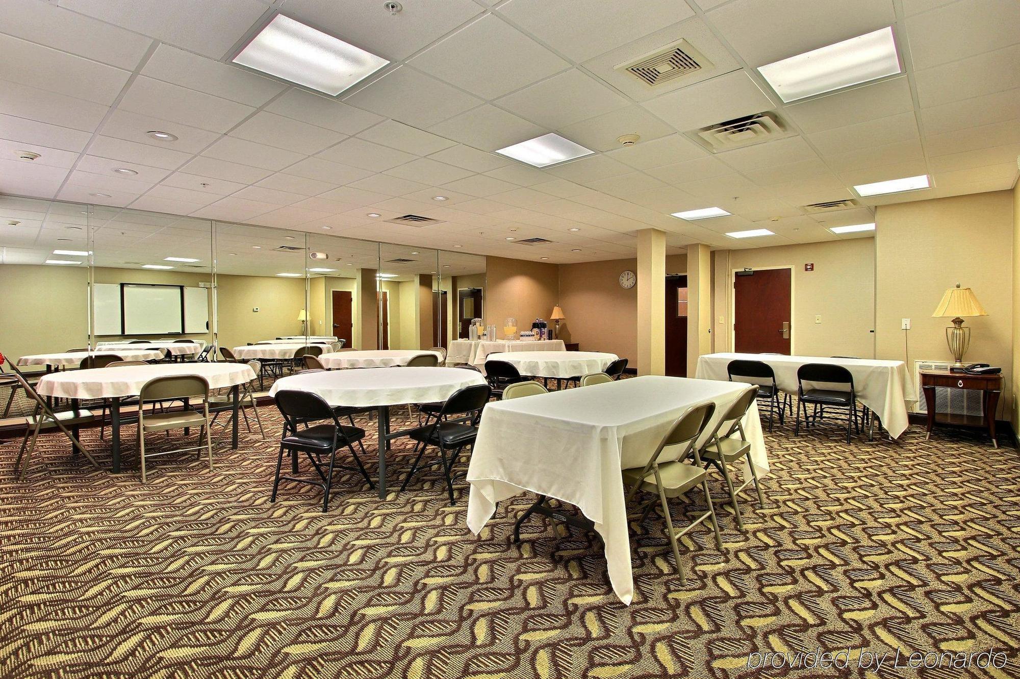 Holiday Inn Express Savannah South I-95 Richmond Hill By Ihg Luaran gambar
